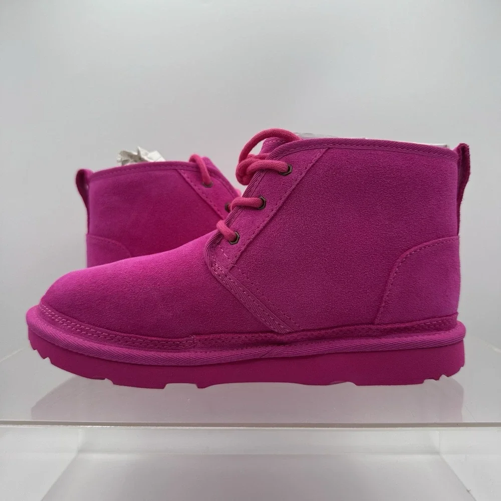 Brand New UGG Neumel II Rose Pink Chukka Ankle Boots Size 5 Big Kids 1017320K